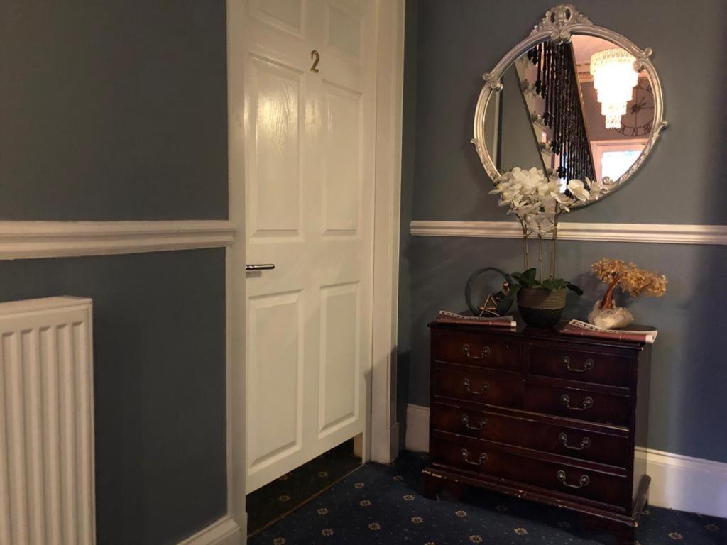 Edinburgh Lodge West End Ngoại thất bức ảnh