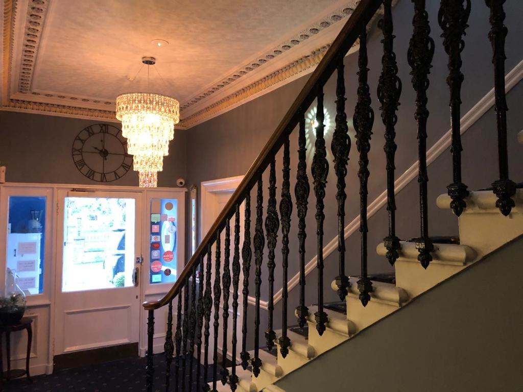 Edinburgh Lodge West End Ngoại thất bức ảnh